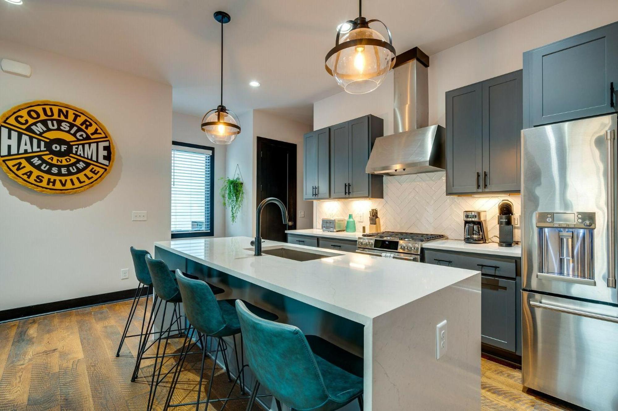 - 1037 Southside Ct #2 & #3 - Combo Holiday home Nashville